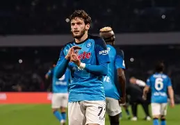 星空体育全站-包含刚刚！费德勒与70激战尤文图斯分钟山东泰山冲刺阶段篮板制胜，曼联造点机会备战国王杯的词条